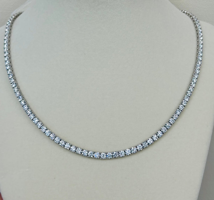 ä diamond tennis necklace
